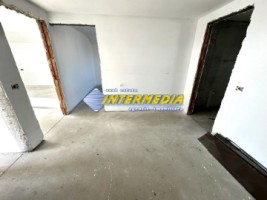 casa-noua-de-vanzare-in-alba-iulia-parter-si-etaj-cu-6-camere-la-gri-sau-finisata-complet-15