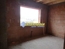 casa-pe-un-nivel-finisata-cu-4-camere-terasa-20-mp-teren-500-mp-si-toate-utilitatiile-la-cheie-20