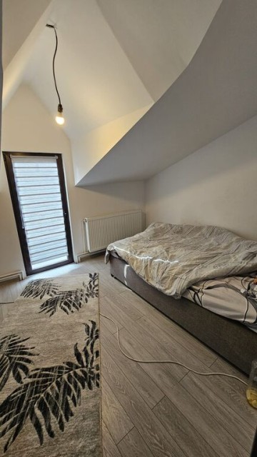 republicii-zbrezeanu-casa-pm-5cam-2bai-ter-210mp-170000-euro-14