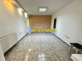 spatiu-comercial-de-inchiriat-in-cetate-vad-bun
