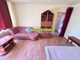 apartament-cu-2-camere-cetate-bulevard-de-vanzare-1