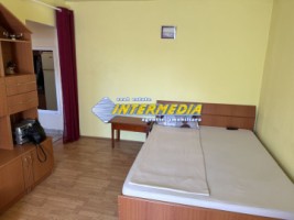 apartament-cu-2-camere-cetate-bulevard-de-vanzare-5