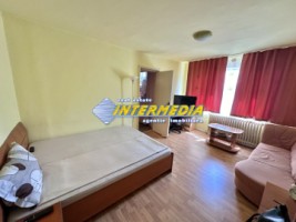 apartament-cu-2-camere-cetate-bulevard-de-vanzare-7