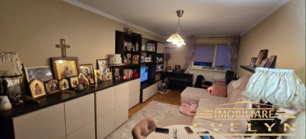 apartament-4-camere-de-vanzare-zona-piata-mare-1