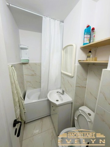 apartament-2-camere-amplasat-la-etaj-1-zona-aleea-scurta-pret-50000-euro-5