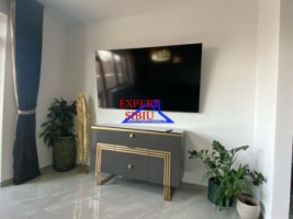 inchiriez-ap3-camere-tip-penthouse-recent-renovat-zona-calea-surii-mici-5