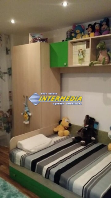 apartament-4-camere-de-inchiriat-alba-iulia-centru-cu-scara-interioara-7