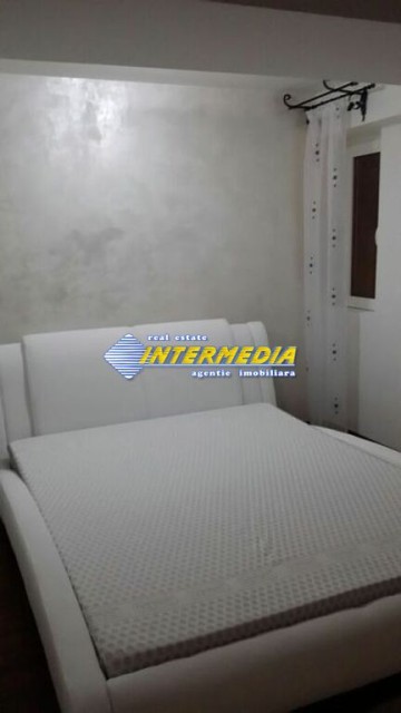 apartament-4-camere-de-inchiriat-alba-iulia-centru-cu-scara-interioara-1