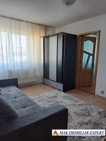 apartament-3-camere-confort-2-etaj-34-de-inchiriat-in-campulung-muscel-arges-2