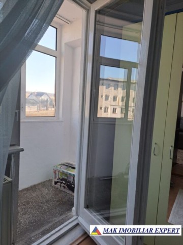 apartament-3-camere-confort-2-etaj-34-de-inchiriat-in-campulung-muscel-arges-3