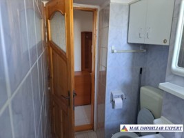 apartament-3-camere-confort-2-etaj-34-de-inchiriat-in-campulung-muscel-arges-17