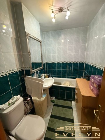 apartament-4-camere-zona-bucovina-se-vinde-mobilatutilat-6