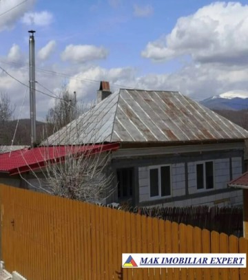 vand-casa-2-camere-teren-1200-mp-bughea-de-jos-arges