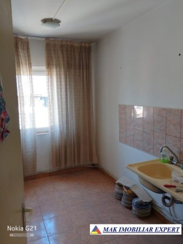apartament-3-camere-confort-1-etaj-44-campulung-muscel-arges-8