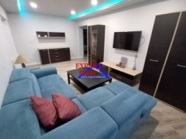 inchiriez-apartament-3-camere-dec-recent-renovat-zona-centrala-1