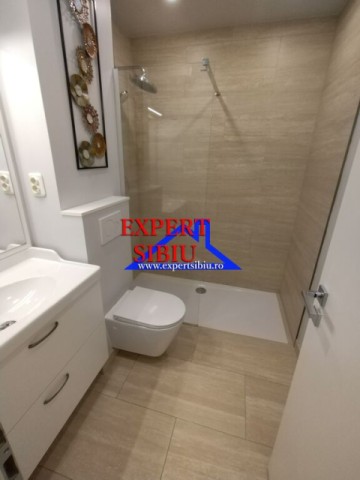 inchiriez-apartament-3-camere-dec-recent-renovat-zona-centrala-9