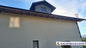 vila-spatioasa-cu-4-camere-de-vanzare-si-teren-de-5000-mp-in-stoenesti-arges-2