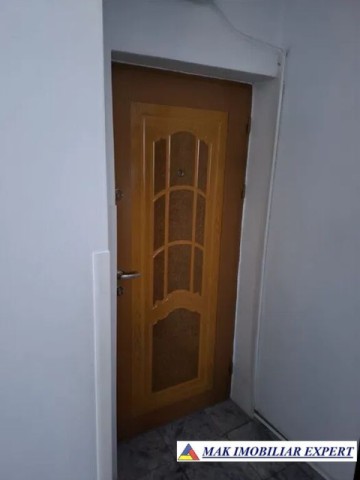 vand-apartament-2-camere-confort-1-et-4-flamanda-campulung-muscel-arges-7