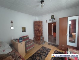 casa-5-camere-cu-teren-2000-mp-de-vanzare-in-valea-mare-pravat-arges-locatie-excelenta-3