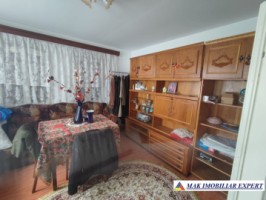 casa-5-camere-cu-teren-2000-mp-de-vanzare-in-valea-mare-pravat-arges-locatie-excelenta-1