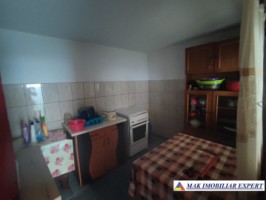 casa-5-camere-cu-teren-2000-mp-de-vanzare-in-valea-mare-pravat-arges-locatie-excelenta-7