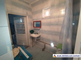 casa-5-camere-cu-teren-2000-mp-de-vanzare-in-valea-mare-pravat-arges-locatie-excelenta-8