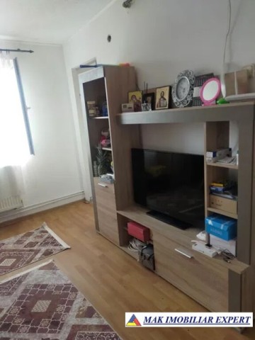vand-apartament-2-camere-confort-3-et-4-visoi-campulung-muscel-arges