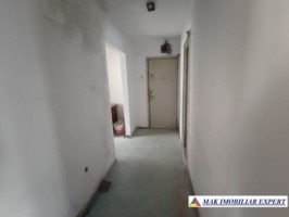 apartament-3-camere-si-spatiu-comercial-de-vanzare-visoi-in-campulung-muscel-arges-confort-1-parter4-1