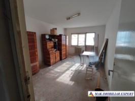 apartament-3-camere-si-spatiu-comercial-de-vanzare-visoi-in-campulung-muscel-arges-confort-1-parter4-3