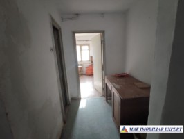 apartament-3-camere-si-spatiu-comercial-de-vanzare-visoi-in-campulung-muscel-arges-confort-1-parter4-4