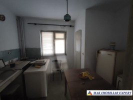 apartament-3-camere-si-spatiu-comercial-de-vanzare-visoi-in-campulung-muscel-arges-confort-1-parter4-5
