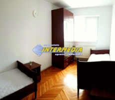 apartament-cu-3-dormitoare-si-living-de-inchiriat-zona-cetate-bulevard-3