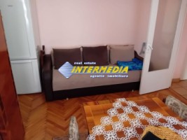 apartament-2-camere-50-mp-de-vanzare-cetate-bulevard-1