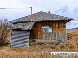 vand-casa-2-camere-bucatarie-de-vara-anexe-teren-9511-mp-intravilan-in-muntii-apuseni-belisfantanele-jud-cluj-1
