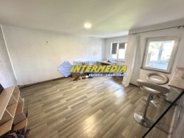 aparment-cu-3-camere-decomandat-de-vanzare-in-cetate-etaj-1-zona-sub-stadion-3