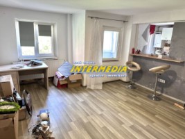aparment-cu-3-camere-decomandat-de-vanzare-in-cetate-etaj-1-zona-sub-stadion-9