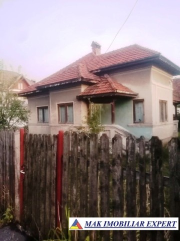 casa-3-camere-teren-1000-mp-semicentral-campulung-muscel-argees