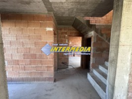 casa-noua-130-mp-utili-la-rosu-de-vanzare-in-alba-iulia-3