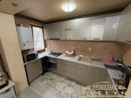 apartament-3-camere-transformat-in-2-garaj-zona-spalatoria-chelarasu-2