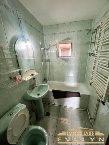 apartament-2-camere-tip-decomandat-zona-scoala-nr7-5