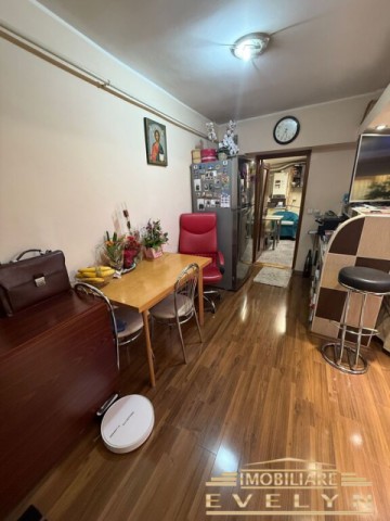 apartament-3-camere-etaj-1-zona-primaverii-pret-92000-euro-negociabil-4
