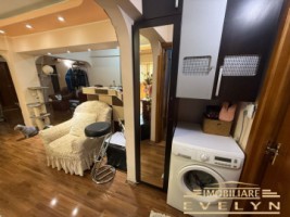 apartament-3-camere-etaj-1-zona-primaverii-pret-92000-euro-negociabil-2
