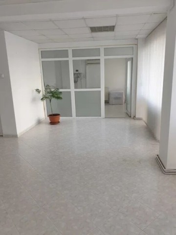 ultracentral-spatiu-birou-60mp-2camere-550-euroluna-4