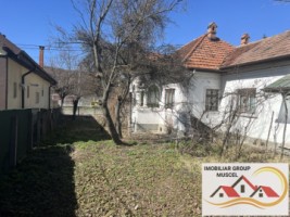 casa-de-vanzare-4-camerebaiebucatariebeci-si-dependenta-cat-si-suprafata-de-433-mp-teren-intravilan-in-campulung-muscel-pret-80000-euro-negociabil-8