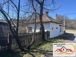 casa-de-vanzare-4-camerebaiebucatariebeci-si-dependenta-cat-si-suprafata-de-433-mp-teren-intravilan-in-campulung-muscel-pret-80000-euro-negociabil-11
