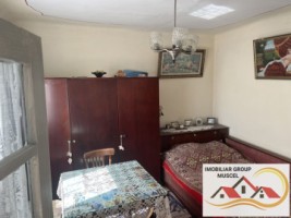 casa-de-vanzare-4-camerebaiebucatariebeci-si-dependenta-cat-si-suprafata-de-433-mp-teren-intravilan-in-campulung-muscel-pret-80000-euro-negociabil-21