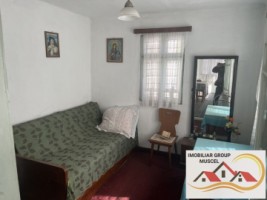 casa-de-vanzare-4-camerebaiebucatariebeci-si-dependenta-cat-si-suprafata-de-433-mp-teren-intravilan-in-campulung-muscel-pret-80000-euro-negociabil-37