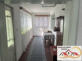 casa-de-vanzare-4-camerebaiebucatariebeci-si-dependenta-cat-si-suprafata-de-433-mp-teren-intravilan-in-campulung-muscel-pret-80000-euro-negociabil-39
