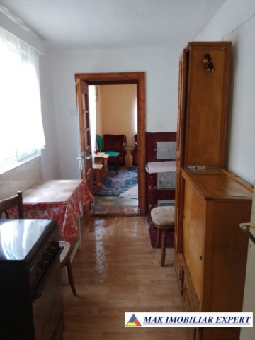 vand-casa-2-camere-teren-860-mp-leresti-arges-3