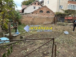 teren-intravilan-de-vanzare-in-alba-iulia-200-mp-cu-constructie-in-centrul-cetatii-alba-carolina-2